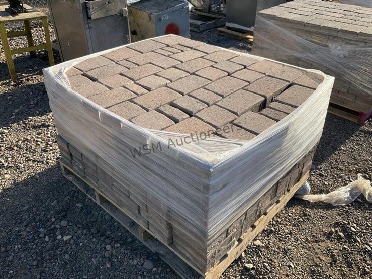 pallet-of-stone-pavers-image-3