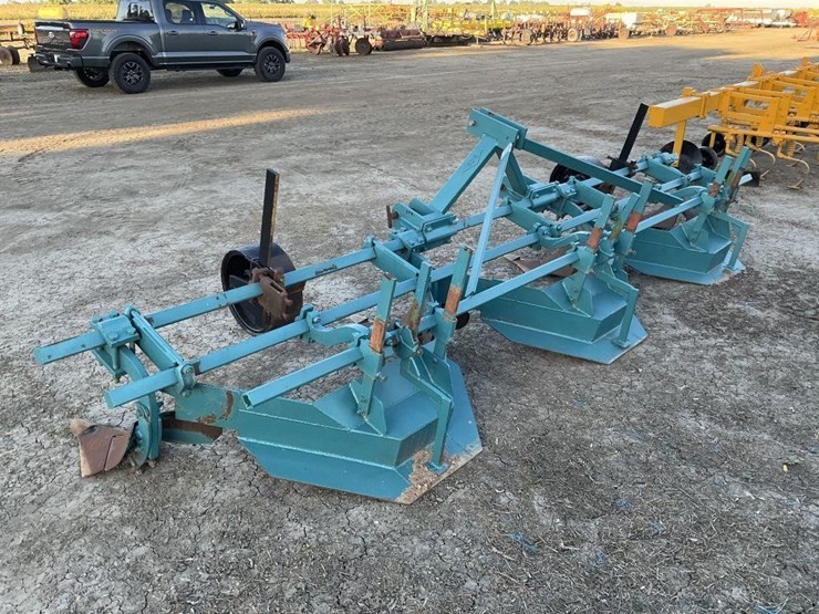 custom-3-pt-3-row-60"-furrow-bar-image-6