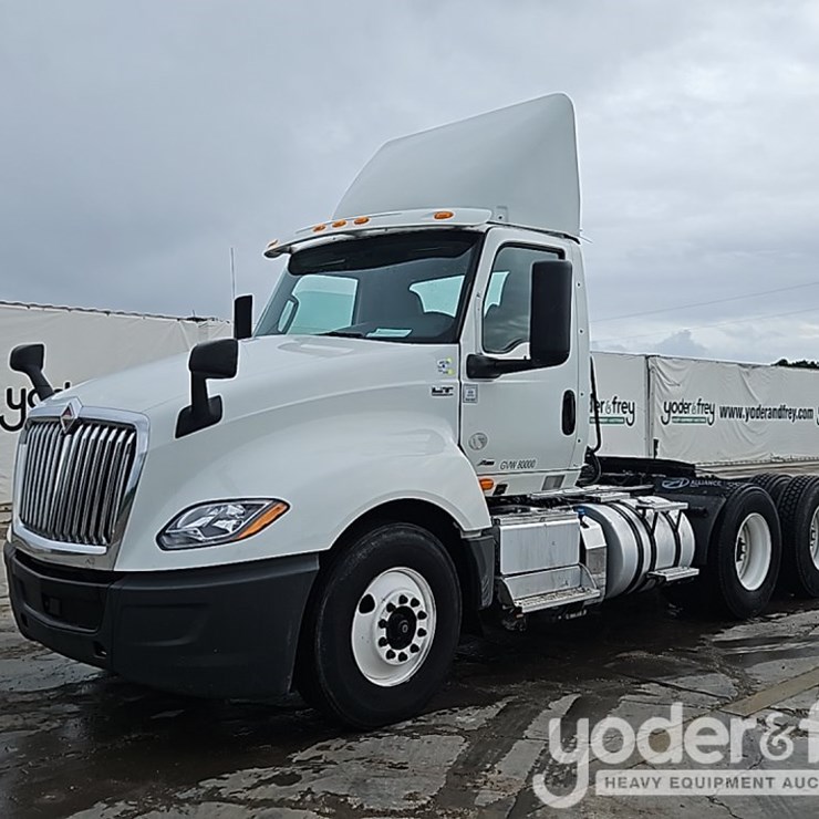 2019 INTERNATIONAL LT