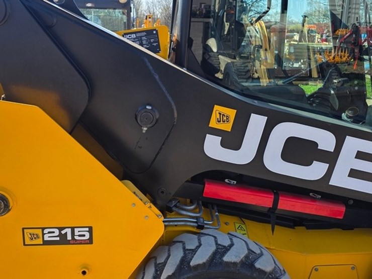 2024-jcb-215-image-15