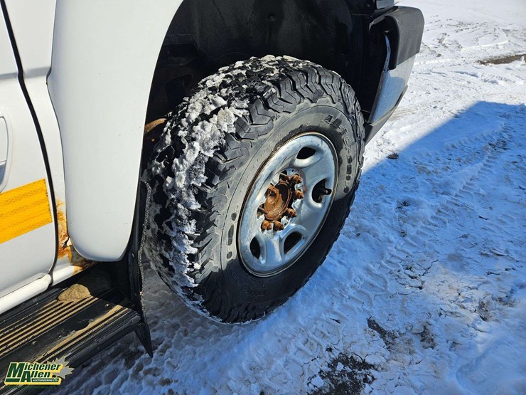 2005-chevrolet-silverado-2500hd-image-10