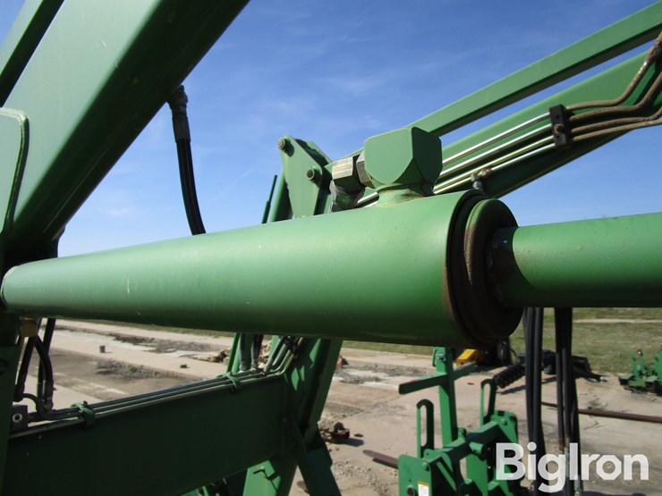 john-deere-740-image-18