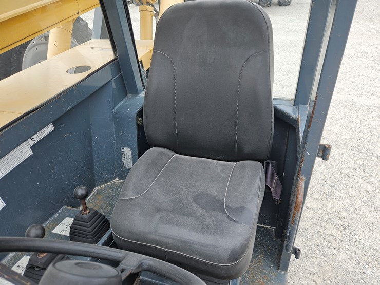 2013-gehl-rs6-34-image-8