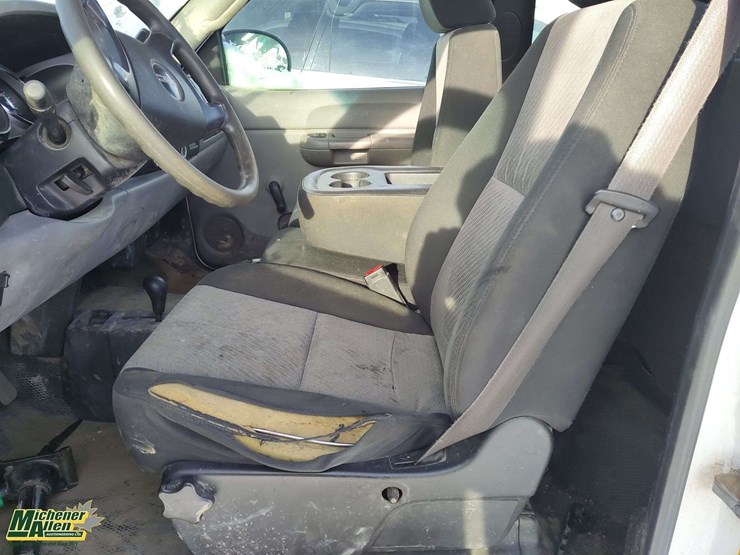 2009-gmc-sierra-2500hd-image-10