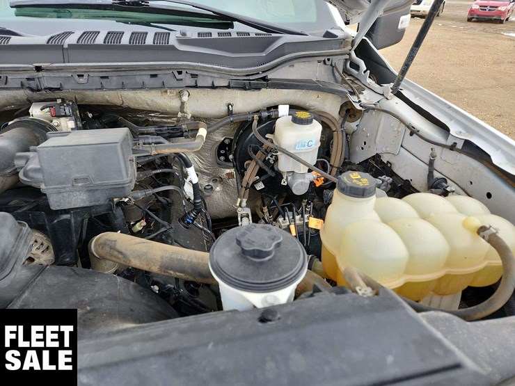 2021-ford-f250-image-28