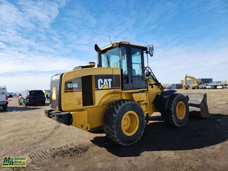 2005-caterpillar-924g-image-3