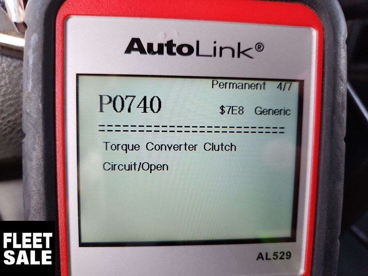 2019-ram-1500-classic-image-32