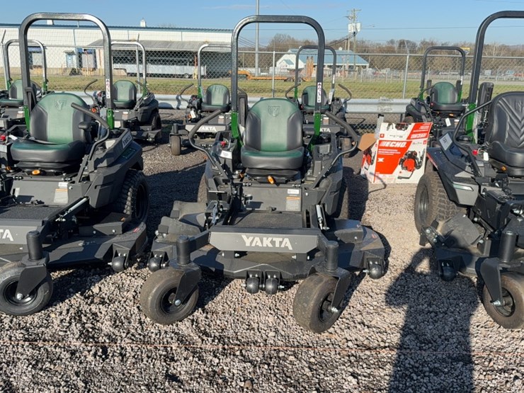 #4031-•-yakta-yxr-320-zero-turn-mower-image-2