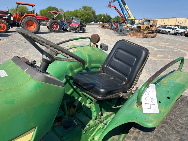 john-deere-850-image-9