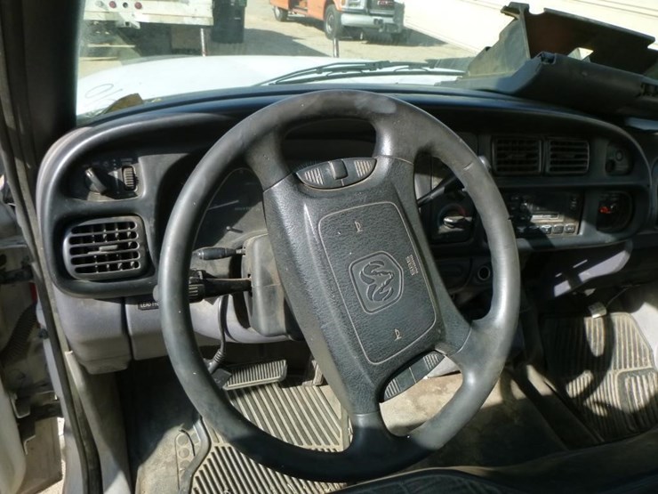 2002-dodge-ram-2500-image-10