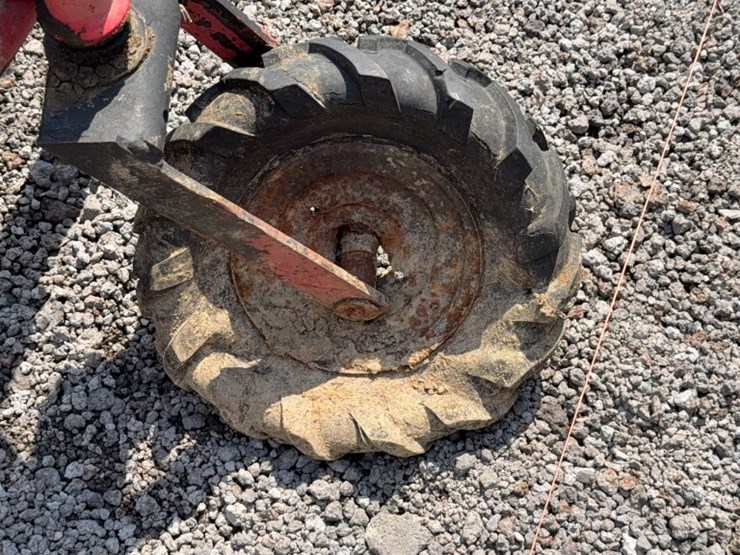 massey-ferguson-3-image-4