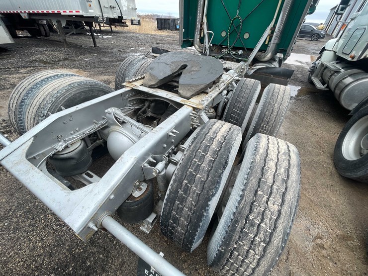 #236-•-2011-mack-semi-tractor-(title-in-delay)-(denmark,-wi)-image-26