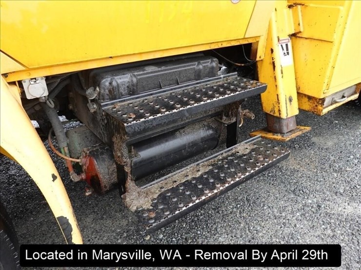 2002-international-durastar-4400-image-25