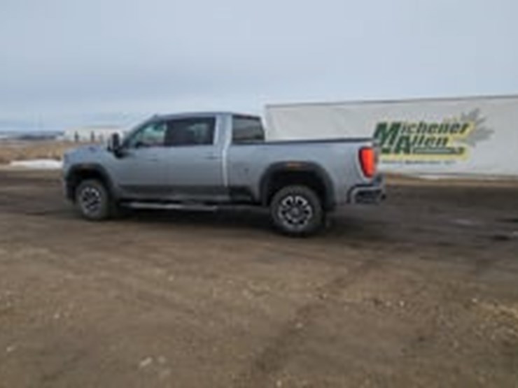 2024-gmc-sierra-2500hd-image-5