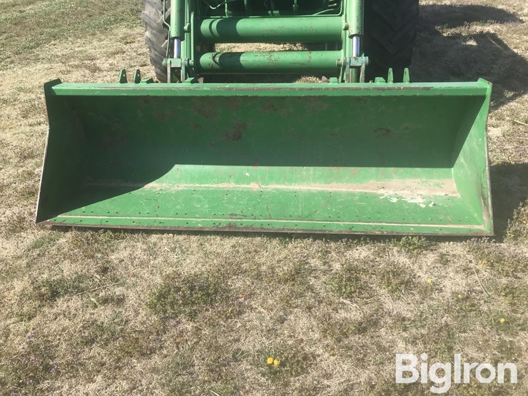 2002-john-deere-8320-image-10