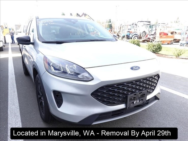 2020-ford-escape-image-11