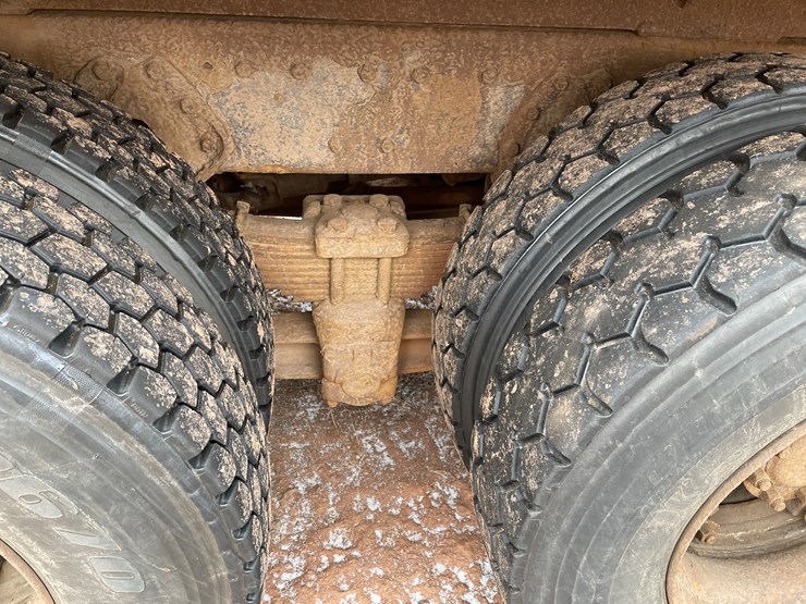 1991-international-4900-image-30