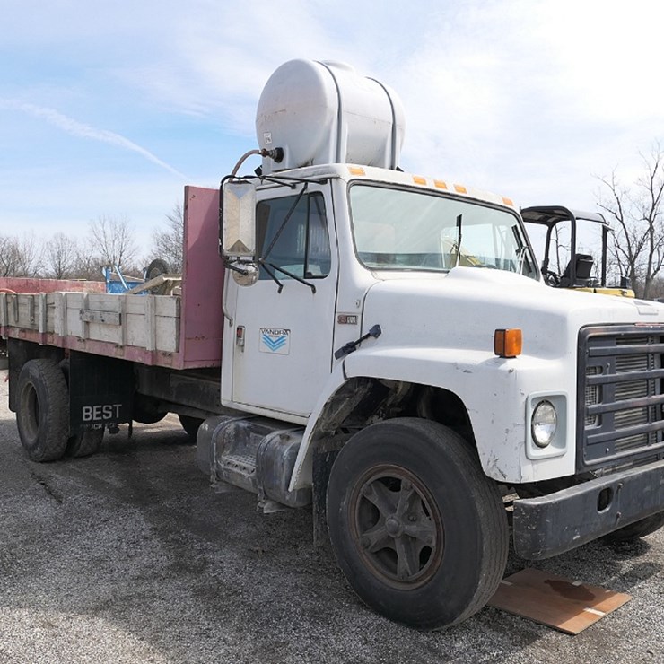 1987 International 1754 Truck, SN:1HTLCCFM6HH478150, with Whiteman Mixer