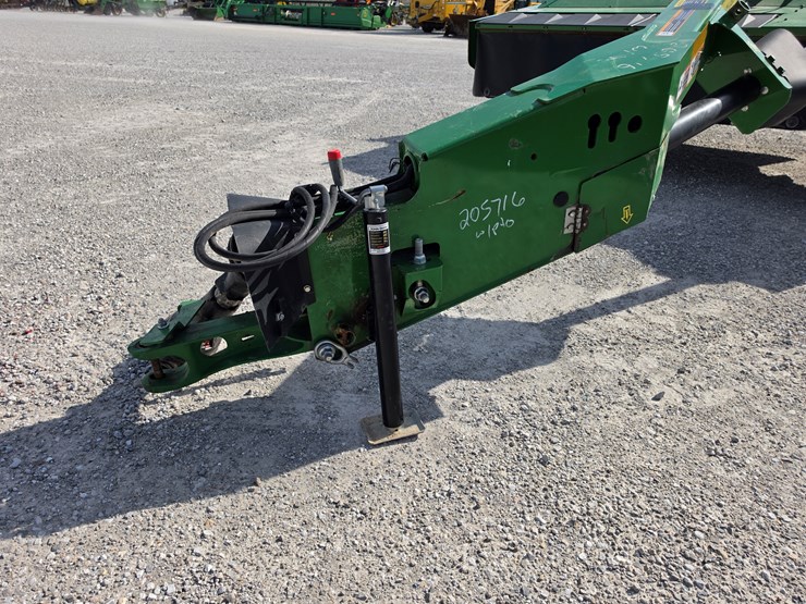 2022-john-deere-s300-image-12