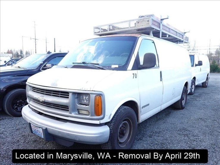 2002-chevrolet-3500-image-1