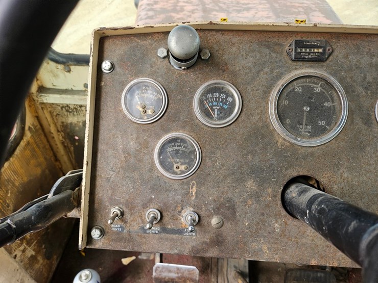 allis-chalmers-440-image-32