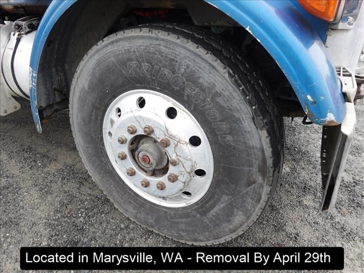 1997-peterbilt-378-image-31