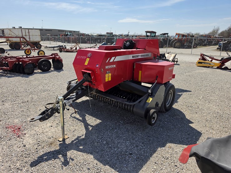 2021-massey-ferguson-1840-image-9