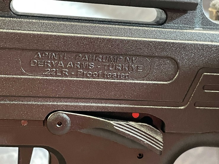 #10062-•-rock-island-tm22-lite-18,-22-lr-semi-auto-rifle,-sn:-tg970-23a95430-image-14