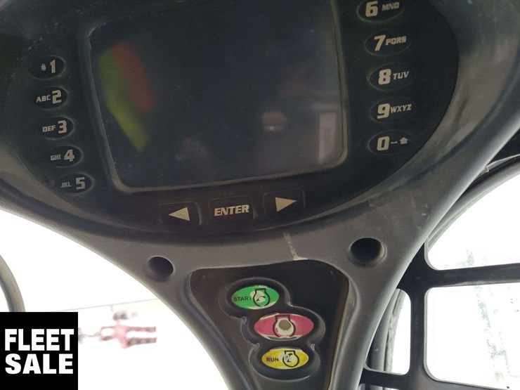 2009-bobcat-s630-image-9