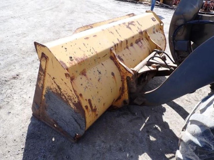 2014-deere-324j-image-20