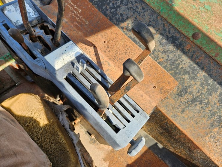 1982-john-deere-4240-image-31