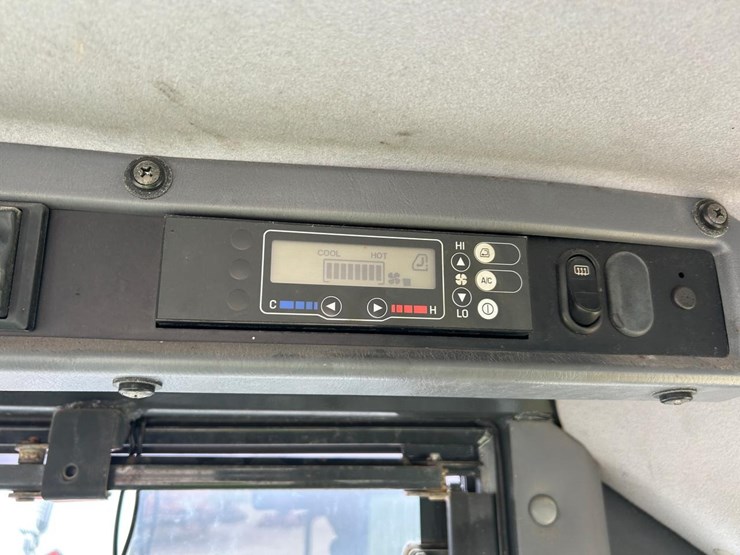 komatsu-wa380-6-image-27