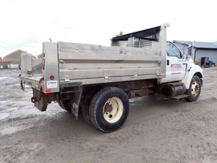 2006-ford-f650-xlt-image-5