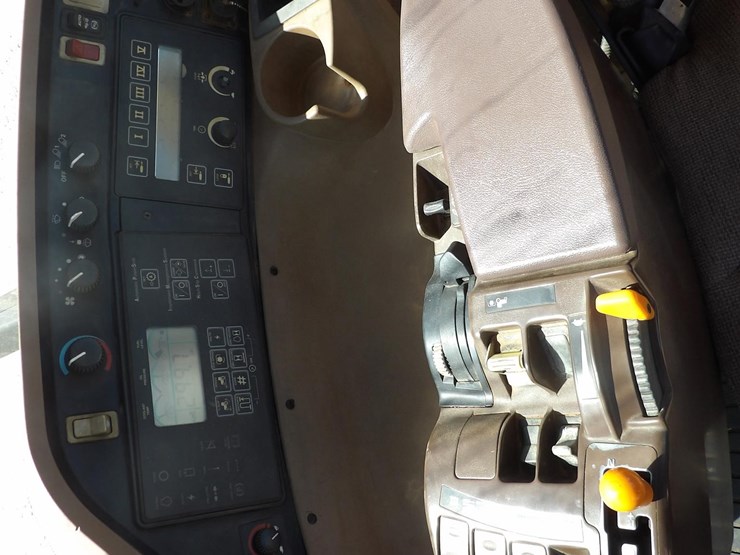 john-deere-8220-image-20