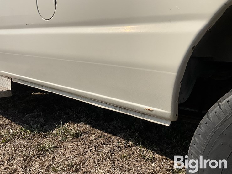 1992-ford-e350-image-17