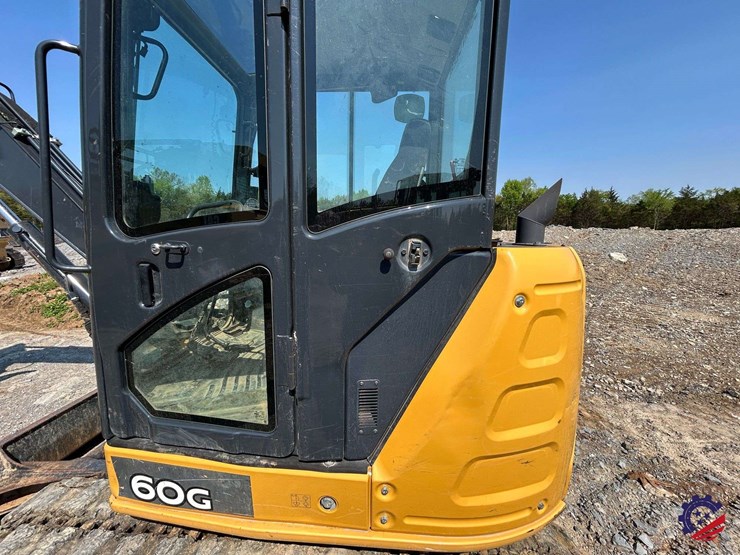 2021-deere-60g-image-10
