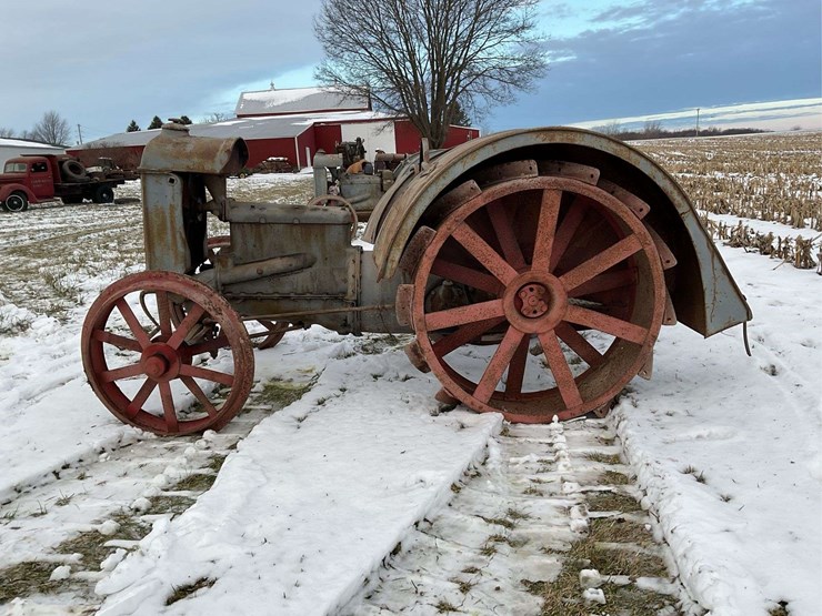 fordson-(usa)-parts-tractor-image-2