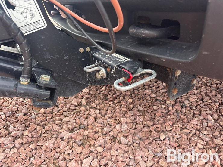 2010-chevrolet-3500-image-12