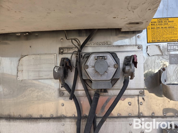 2010-utility-reefer-trailer-image-11