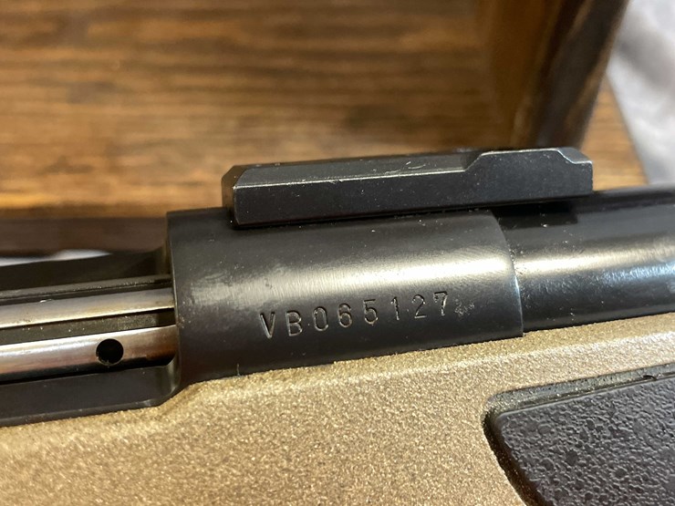 #10137-•-weatherby-vangaurd,-7mm-rem-mag-bolt-action-rifle,-sn:-vb065127-image-20