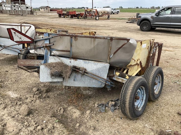 new-holland-5'-pull-hyd.-hay-turner-image-5