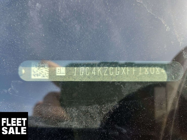 2015-chevrolet-silverado-3500hd-image-44