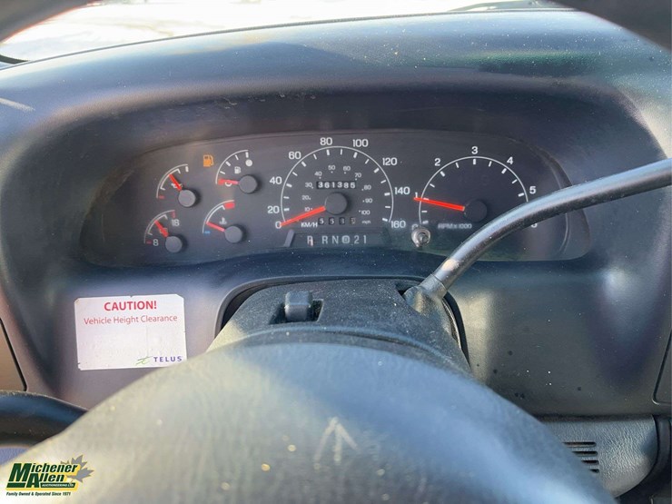 2001-ford-f450-image-16