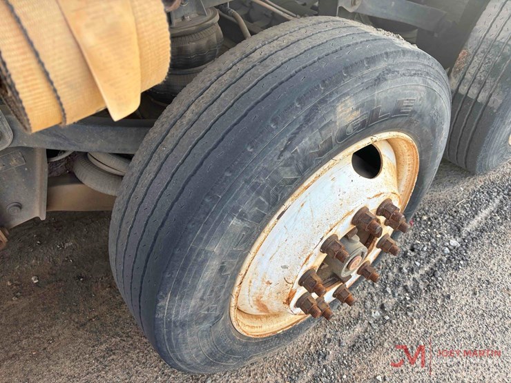 2000-sterling-lt9500-image-34