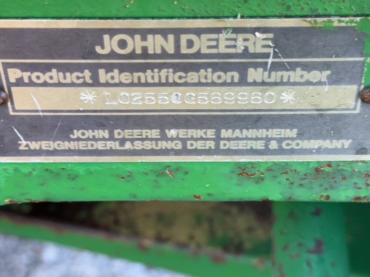john-deere-2550-image-8