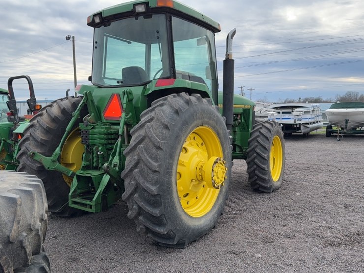 john-deere-8300-image-8