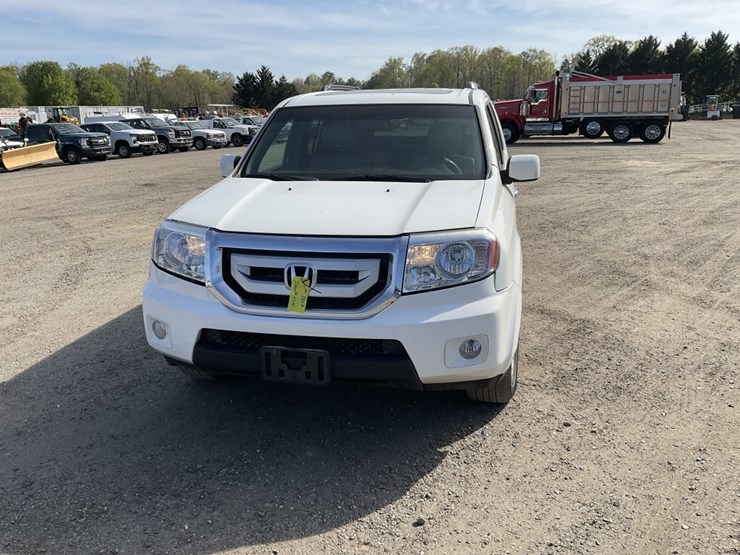 2011-honda-pilot-image-2