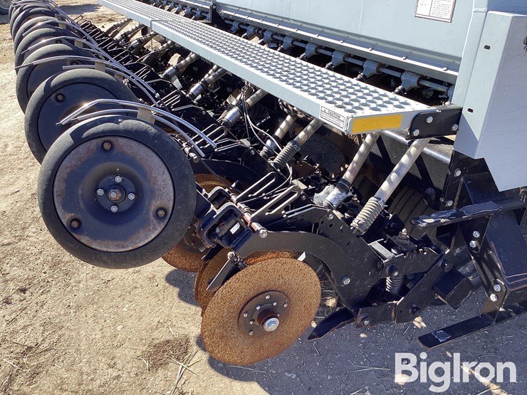 2016-crust-buster-4000-image-16