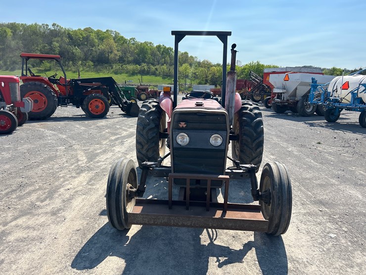 massey-ferguson-240-image-3