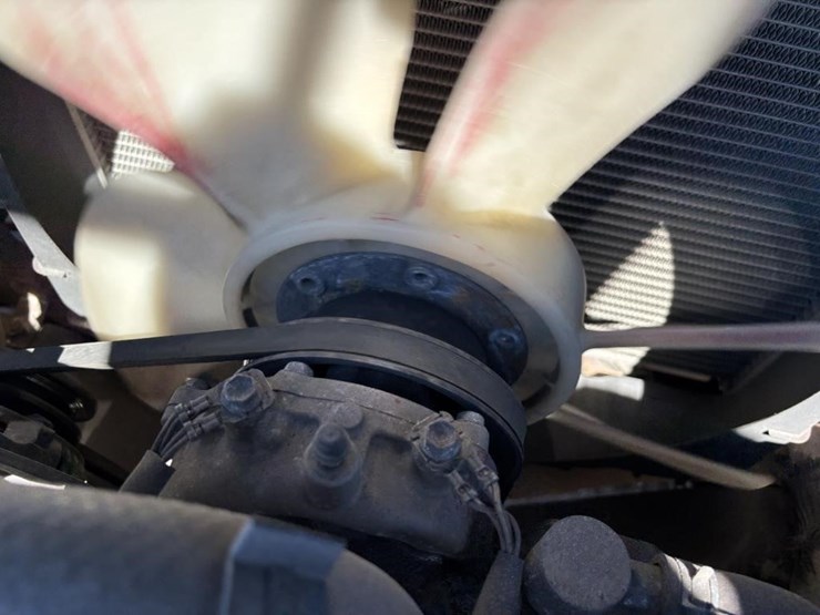 2017-toyota-8fgu30-image-31